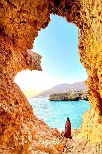 Oman Card pic 337x506 1